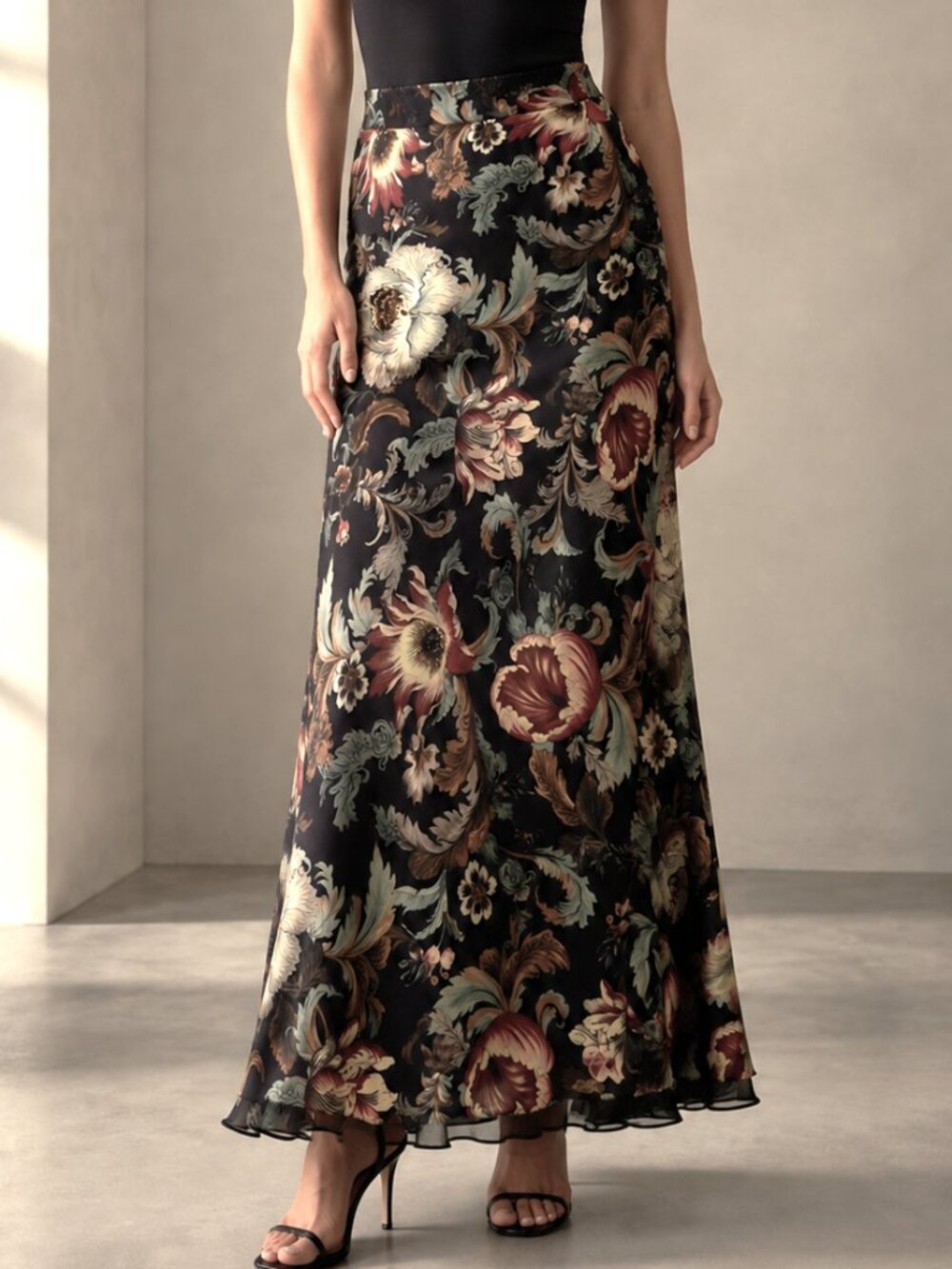 NWT Elie Elie Tahari Floral Print Satin Skirt